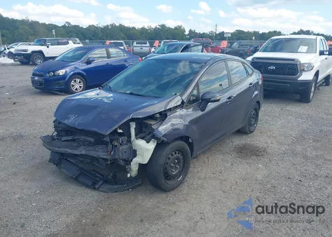 2013 Ford Fiesta Se z USA, uszkodzony, nr VIN 3FADP4BJ3DM171442